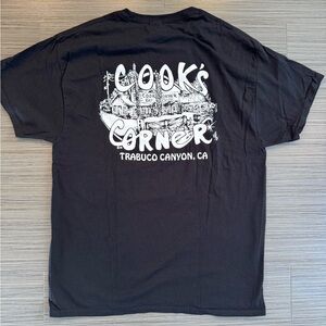 NWOT Men's Cook's Corner Graphic Tee Size L